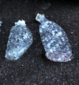 自動回収機で減容されたペットボトル